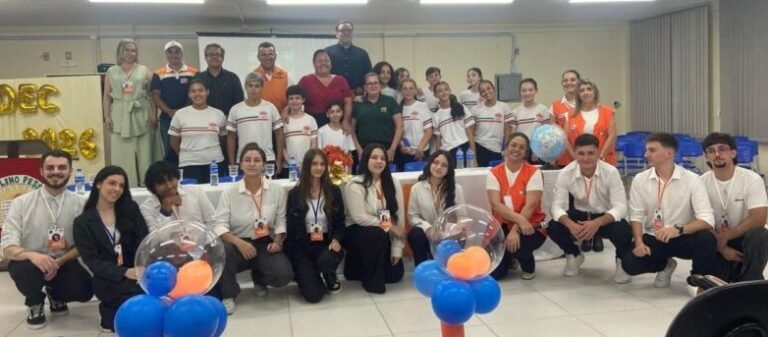 Escola Lino Pessoa forma alunos do 7º ano pelo Programa Defesa Civil na Escola