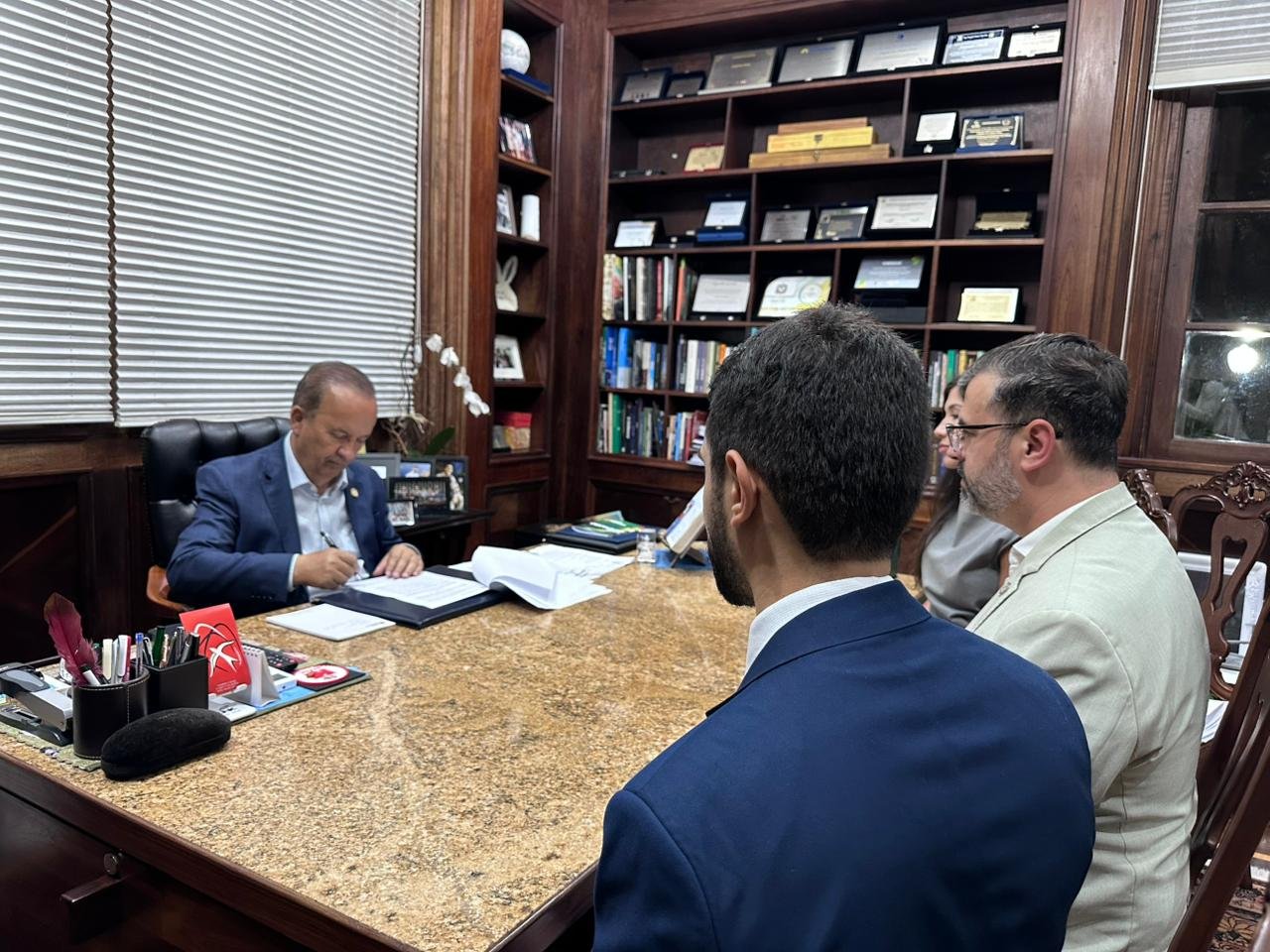 leis sancionadas por Jorginho Mello