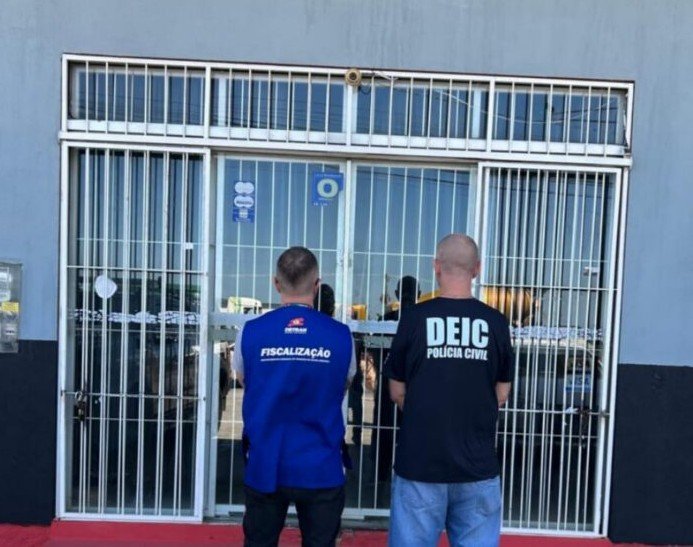 Polícia Civil interdita loja de autopeças em São José durante operação conjunta