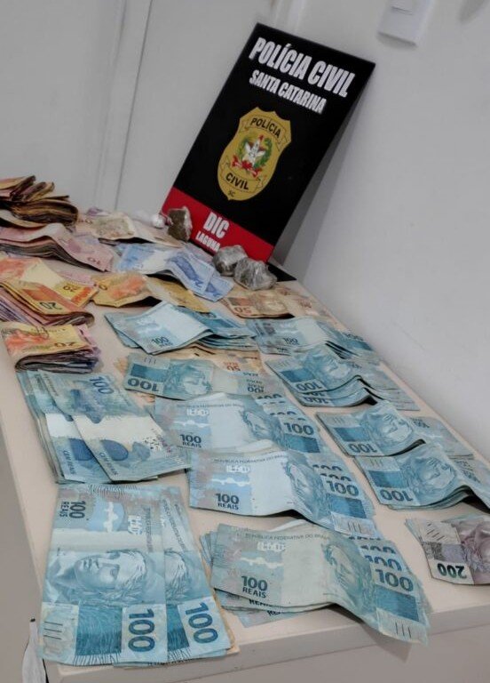 Operação integrada prende dois homens ligados ao tráfico na comunidade do Alagamar, em Laguna