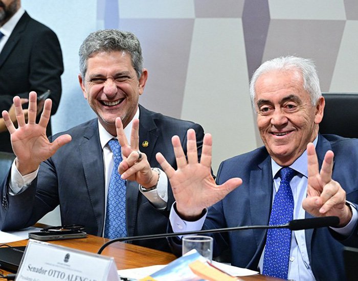 senado 36 horas Senado aprova PEC da redução da jornada na CCJ; FACISC manifesta preocupação