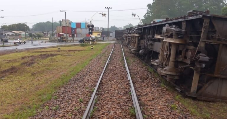 Descarrilamento de trem interdita via em Criciúma
