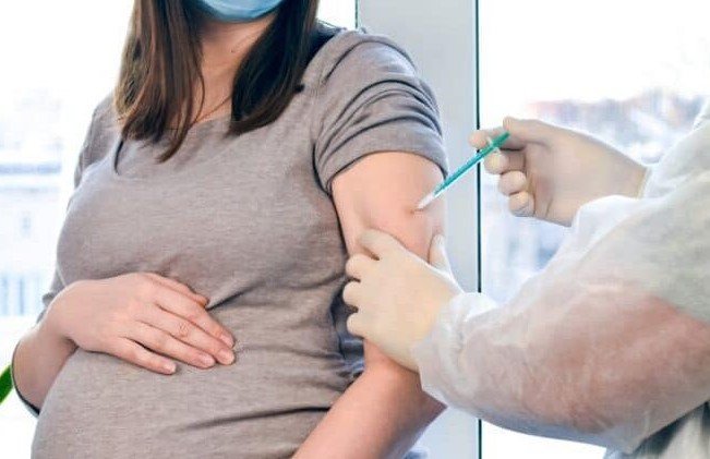 Laguna inicia vacinação contra VSR para gestantes a partir do 28º mês gestacional