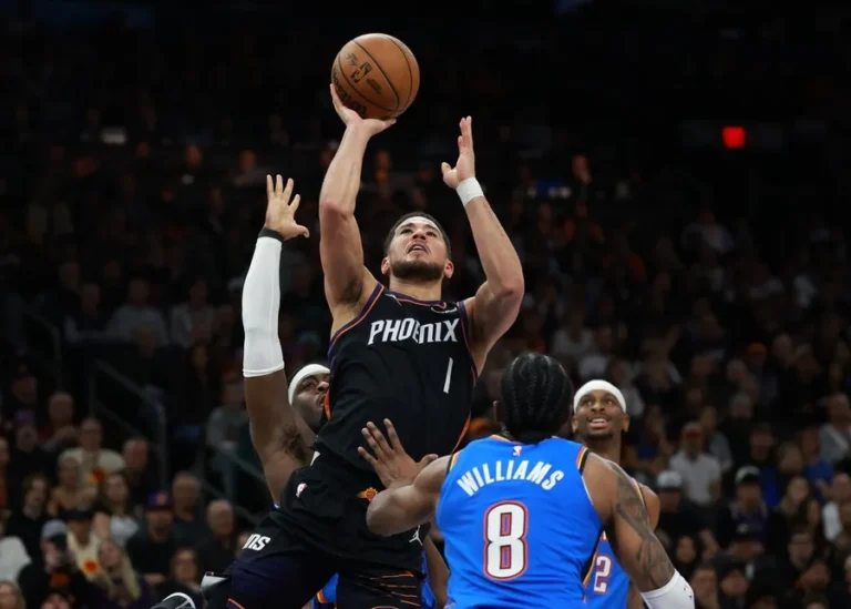 Devin Booker marca cesta de três no último segundo e garante virada do Suns contra o Thunder
