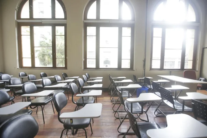 4830437_5d0321abbb3a26f