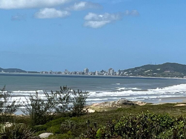 Calor intenso e aumento de nebulosidade