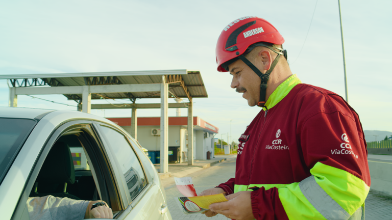 PRF e ViaCosteira promovem ações do Dia Nacional Álcool Zero no trânsito na BR-101