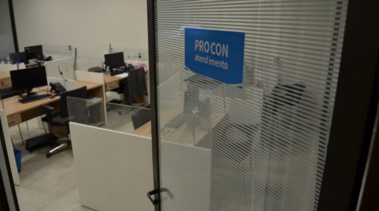 Procon de Tubarão lança canal online para denúncias, inclusive anônimas