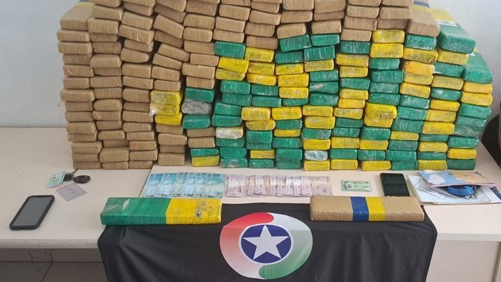 Polícia apreende mais de 200 kg de maconha na zona Norte de Joinville
