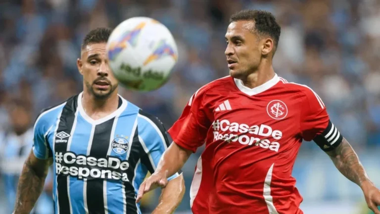 Internacional vence o Grêmio por 4 a 2 e embala início de Pezzolano