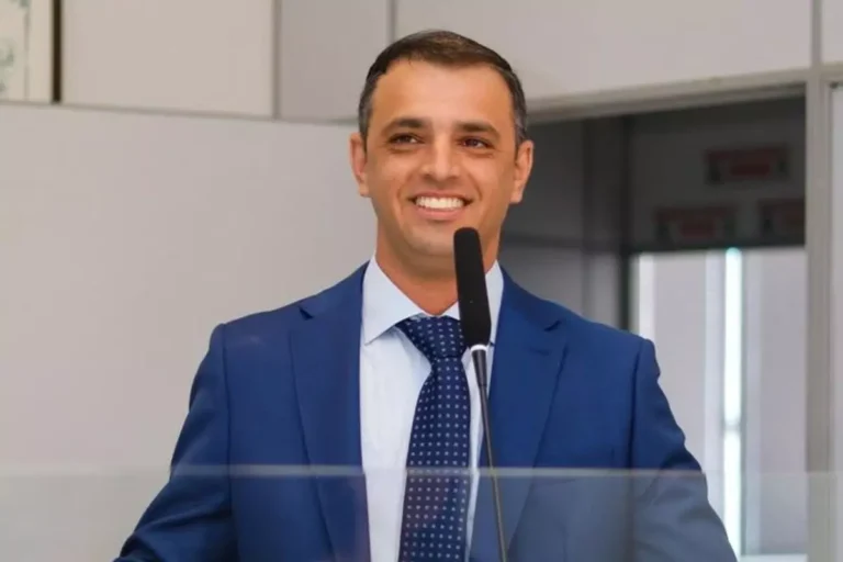 Prefeito de Garopaba é preso em operação da Polícia Civil de Santa Catarina