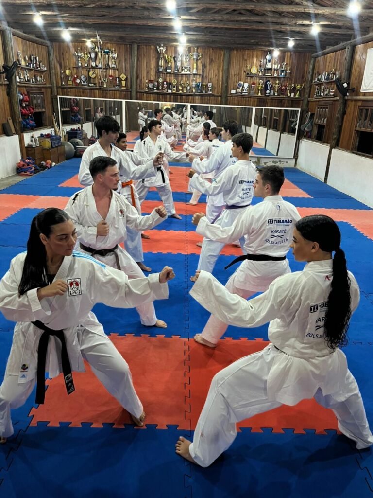 Equipe de Karatê de Tubarão é apresentada oficialmente para a temporada 2026