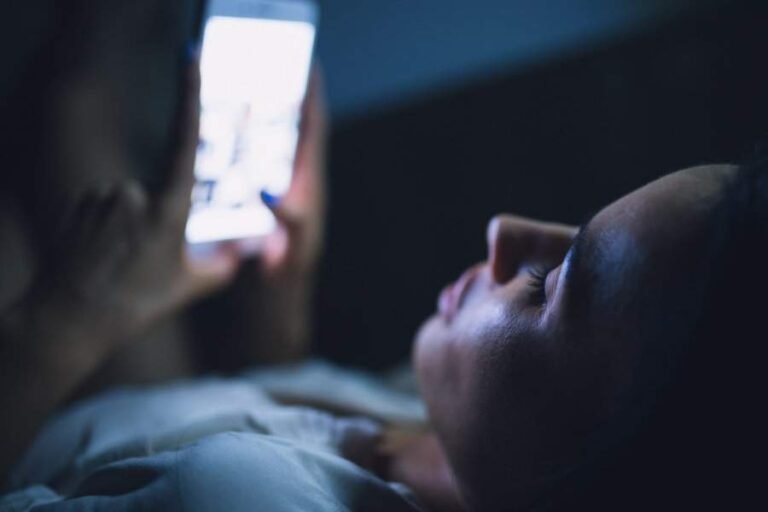 Notisul Negócios: uso excessivo de telas preocupa especialistas