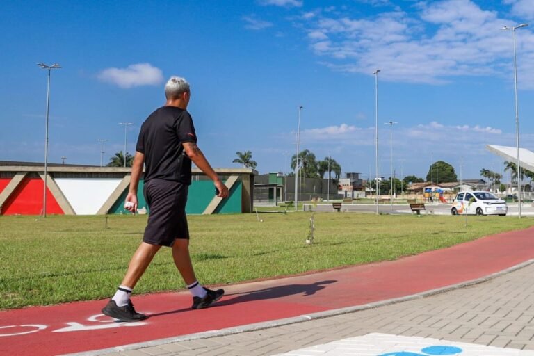 Criciúma realizou ação do Fevereiro Verde Claro na Praça Nereu Ramos
