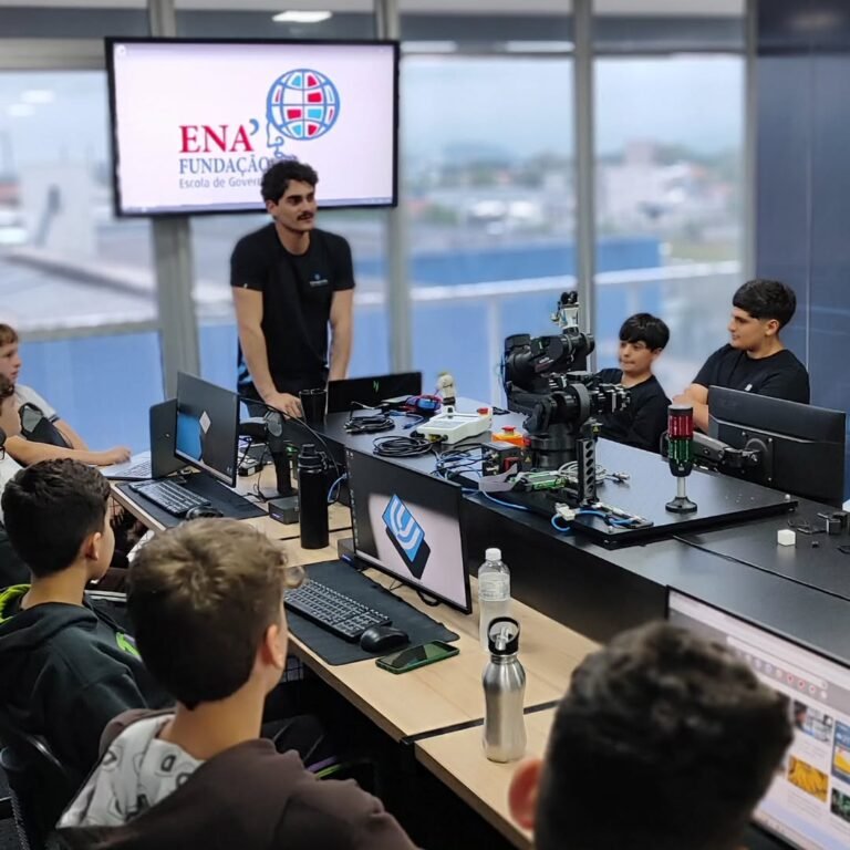 Robótica educacional no Brasil aproxima alunos da indústria