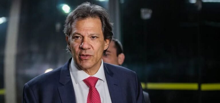 Haddad deixará Ministério da Fazenda para disputar governo de São Paulo