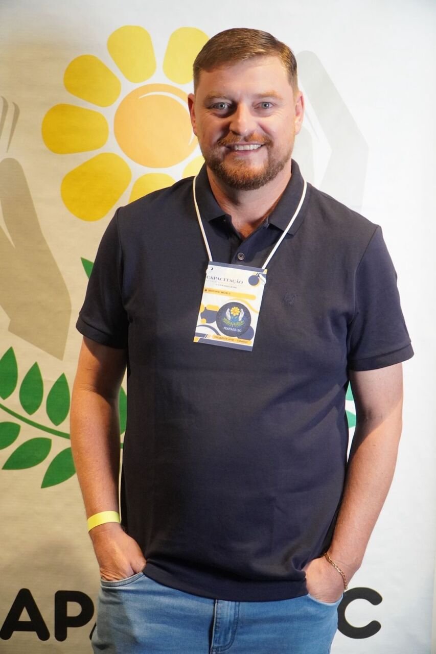 Capacitação reúne lideranças das APAEs em Florianópolis