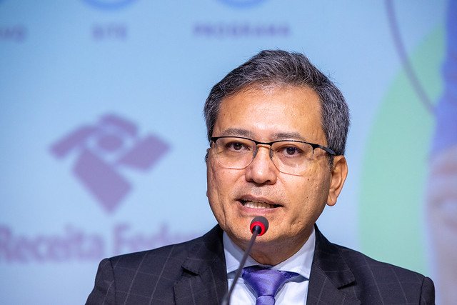 Receita define regras e prazo do IR 2026