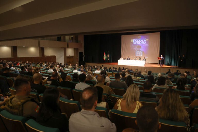 SC sedia encontro nacional sobre segurança e prevenção da violência escolar