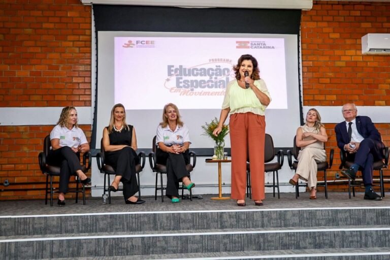 SC lança programa Educação Especial em Movimento