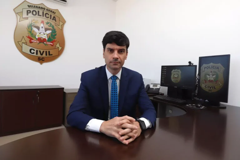 Alesc arquiva acusações contra delegado Ulisses Gabriel após falta de provas