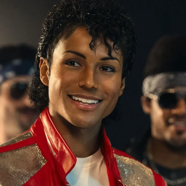 Pré-venda de ingressos para o filme de Michael Jackson começa em Tubarão