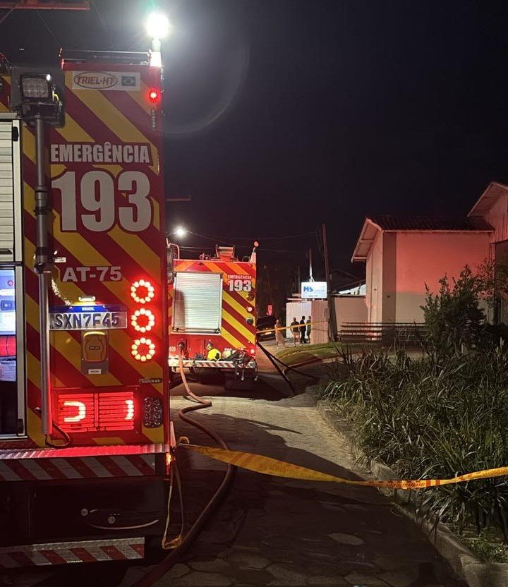 incêndio indústria móveis Tubarão