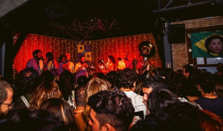 Tem banda? casa noturna de Florianópolis abre inscrições para artistas de todo o Brasil