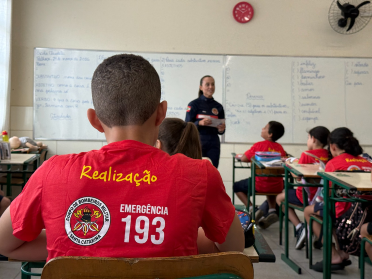 Programas dos bombeiros de SC formam mais de 20 mil crianças e ampliam cultura de prevenção