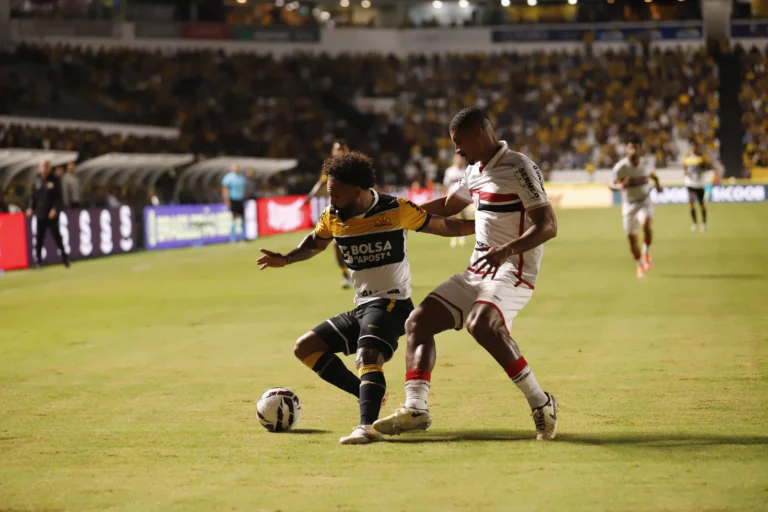 Criciúma vence Botafogo-SP