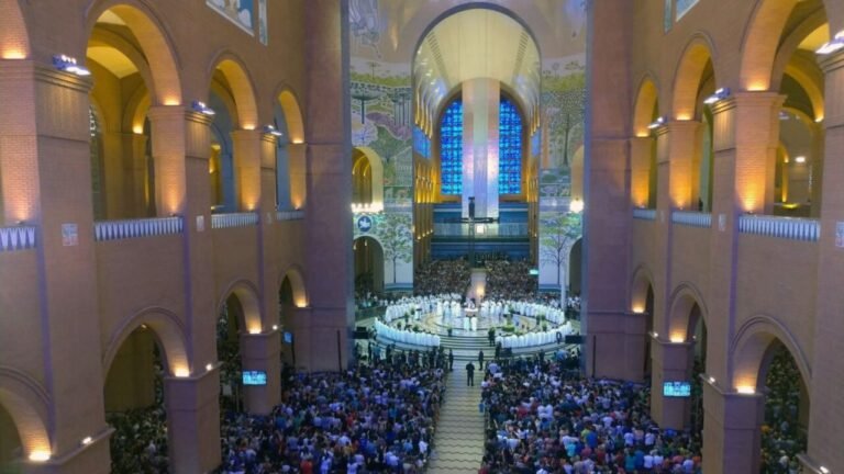 Encontro Nacional de Presbíteros reúne padres para debater desafios digitais