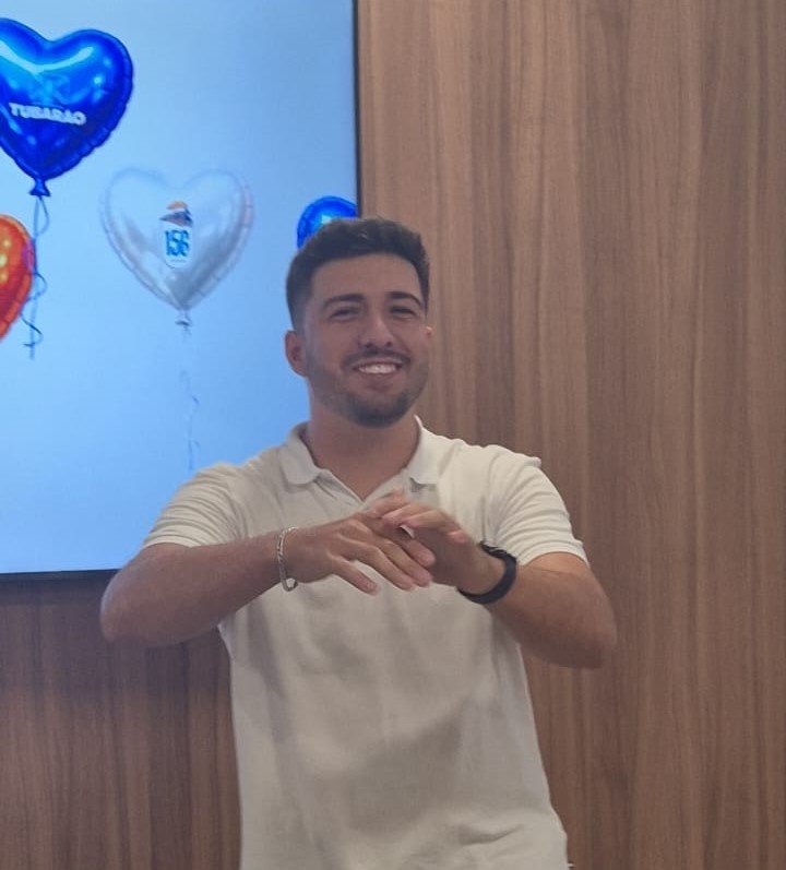 Jornalista Fhyllipe Costa