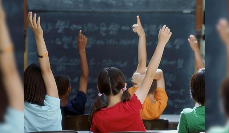 SC sanciona lei que permite veto de pais a aulas sobre gênero