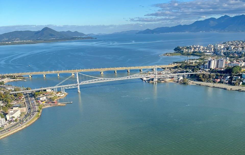 hotel pé na areia pode elevar ainda mais a experiência da viagem a Florianópolis