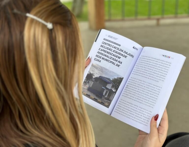 Içara é destaque em livro da FECAM com prática inovadora de inclusão educacional