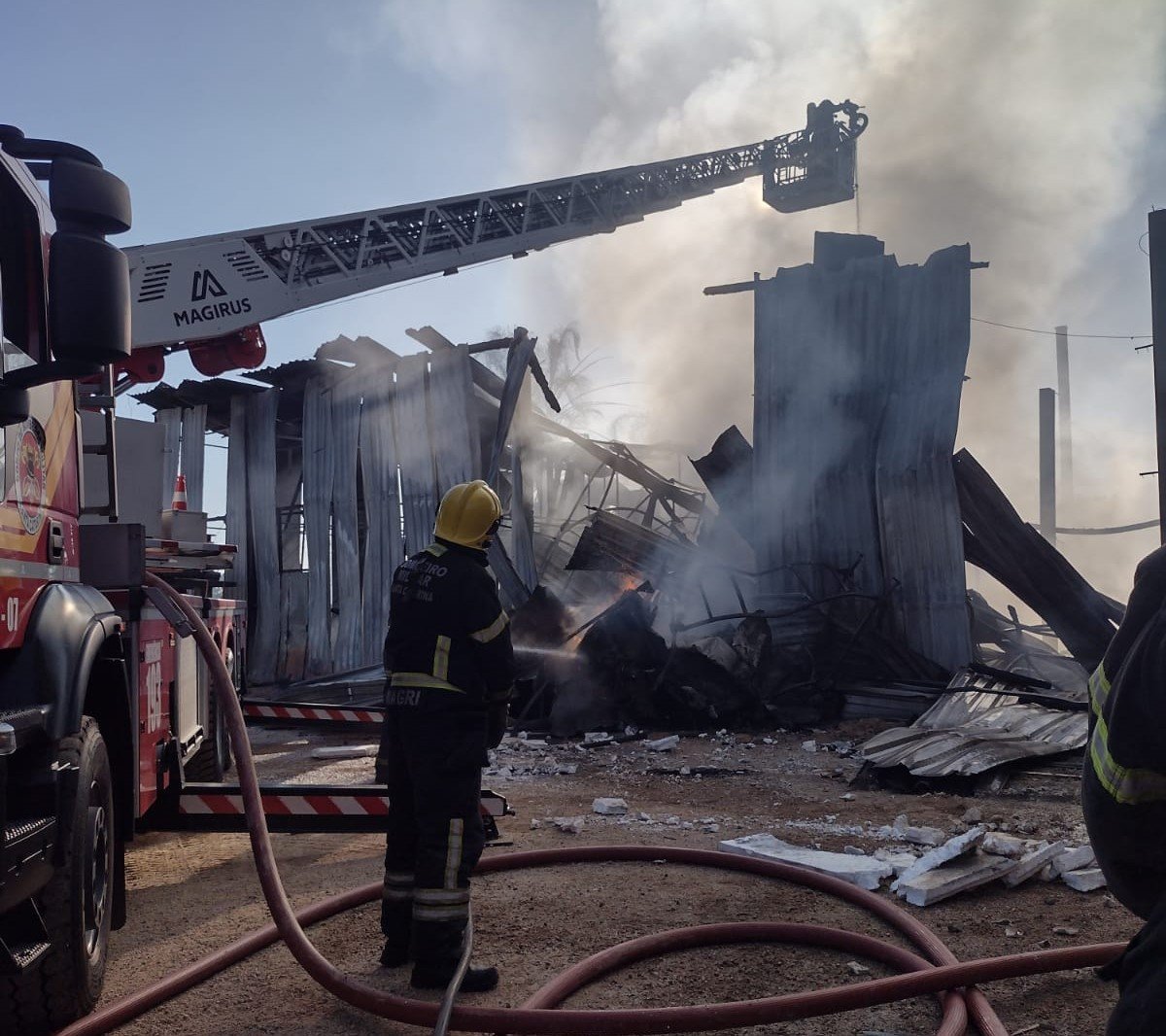 incêndio industrial São Ludgero