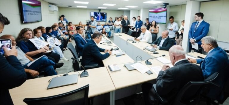 Comissão da Alesc analisa projetos sobre consumidor e bem-estar animal