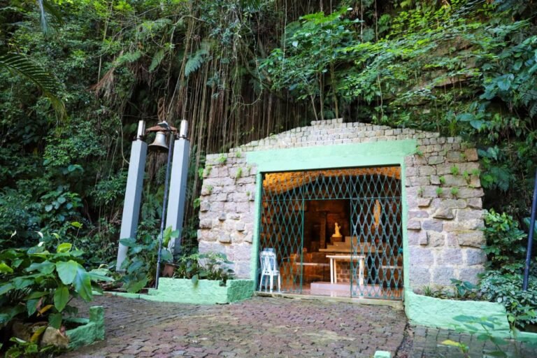 Gruta Nossa Senhora de Lourdes é revitalizada e entregue nesta quarta (29) em Criciúma