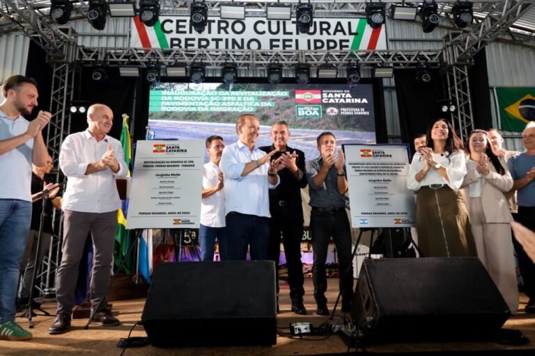 Jorginho Mello inaugura Rodovia da Imigração e revitalização da SC-390 em Pedras Grandes