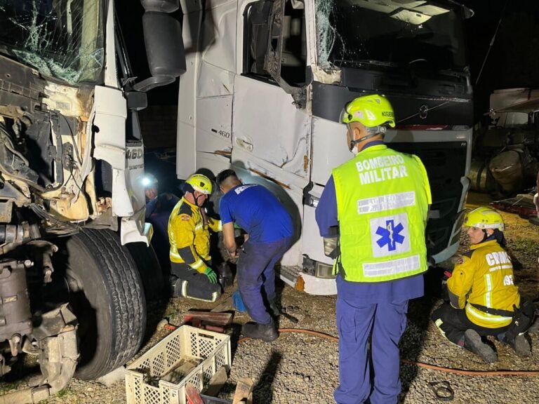 Trabalhador de 21 anos morre prensado durante manutenção de caminhão em Tubarão