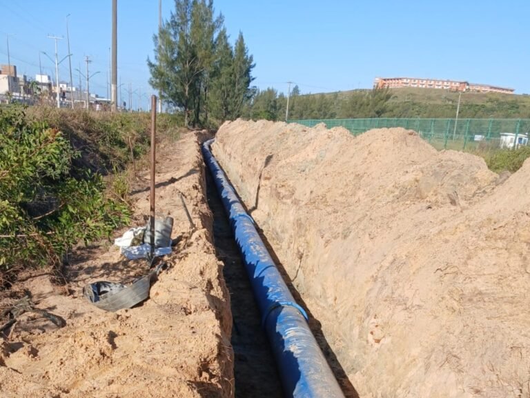 nova adutora de água em Laguna