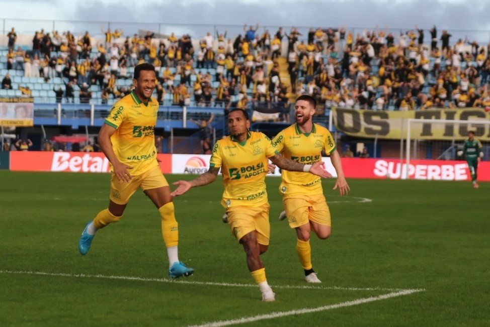 criciuma bate o avaí na Ilha Criciúma bate o Avaí na Ilha