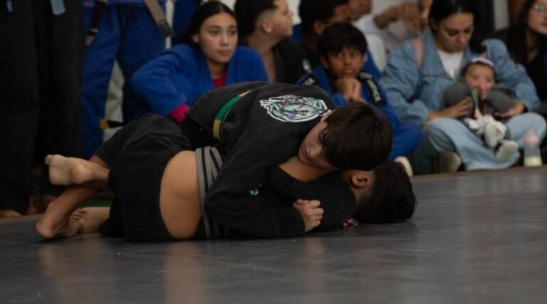 Seletiva de jiu-jitsu reúne mais de 100 atletas em Tubarão