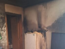 Incêndio atinge kit net em Braço do Norte e mobiliza bombeiros incêndio em kit net em Braço do Norte