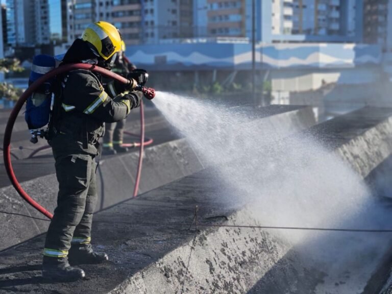 Incêndio na rodoviária de Florianópolis mobiliza equipes e assusta passageiros