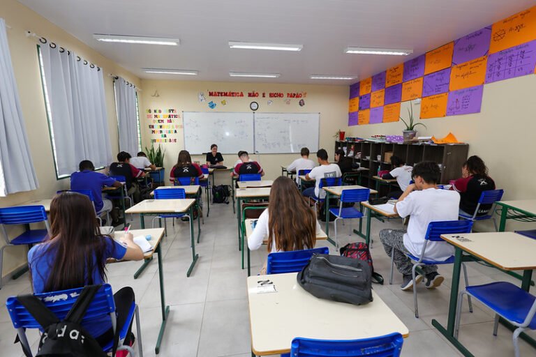 Prêmio Paz nas Escolas abre inscrições para estudantes até 29 de maio em SC