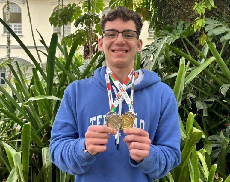 Estudante do Colégio Dehon conquista títulos no JESC e garante vaga para fase regional