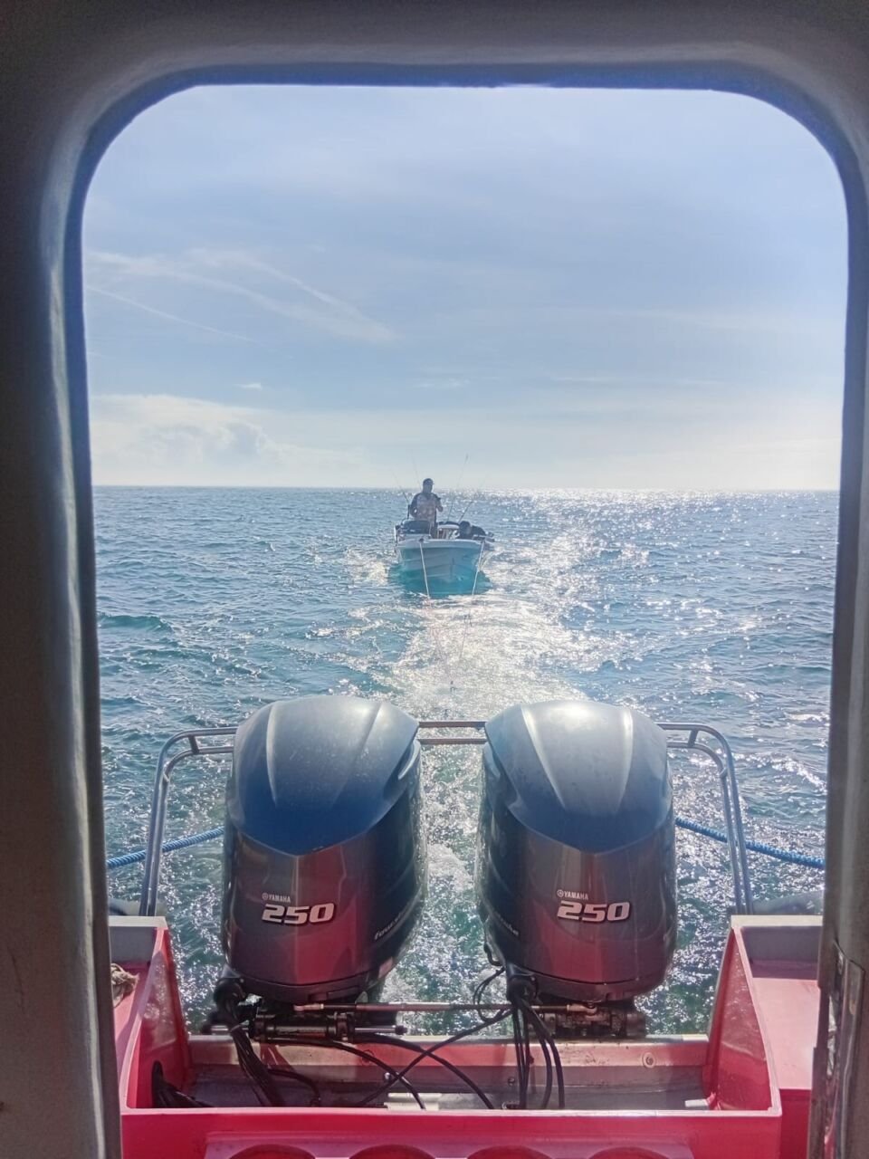 salvamento bombeiros1 embarcação à deriva em Laguna