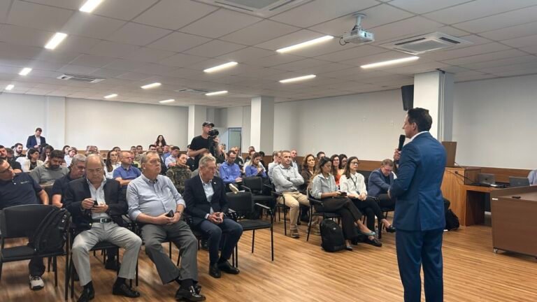 Santa Catarina avança em plano pioneiro de transição energética justa até 2050