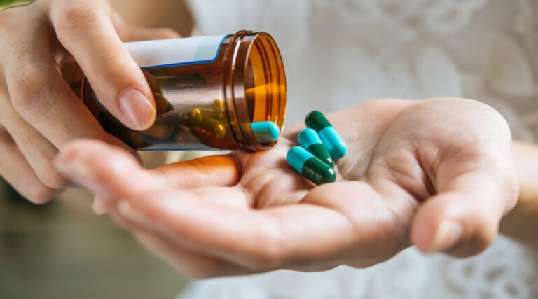 Tubarão recebe novos medicamentos e prevê regularizar abastecimento até o fim do mês